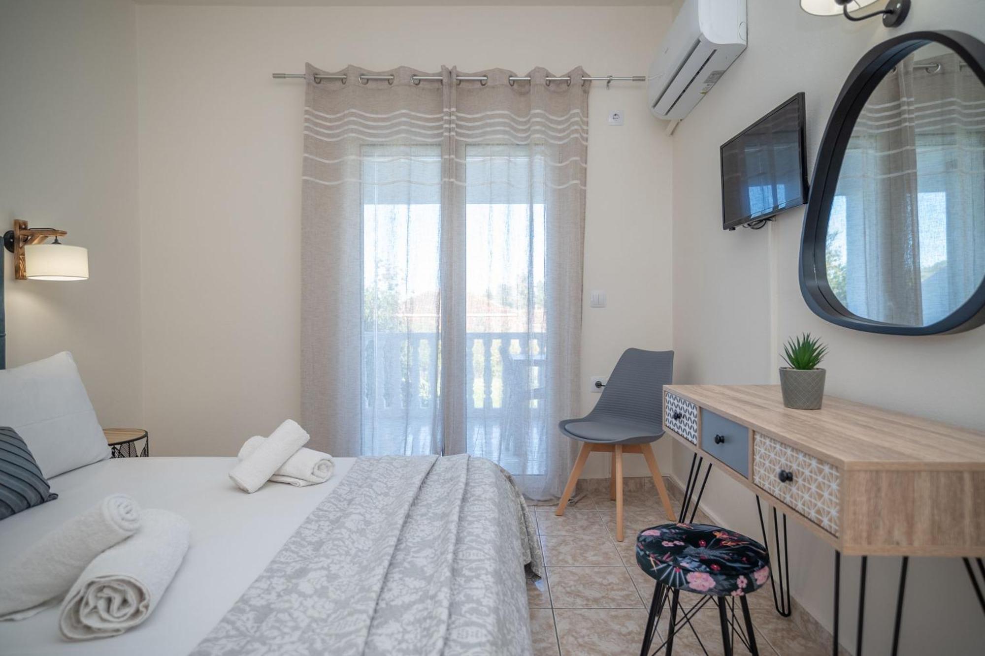 Kamara Apartments Alykanas  Exterior photo